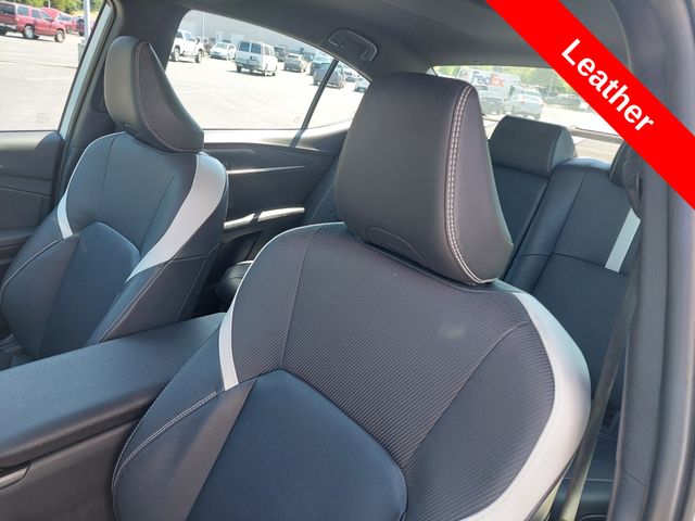 2025 Toyota Camry SE - Photo 7