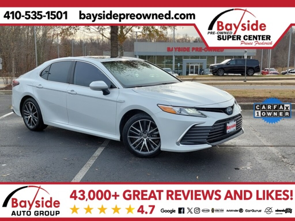 Used 2021 Toyota Camry Hybrid XLE Sedan