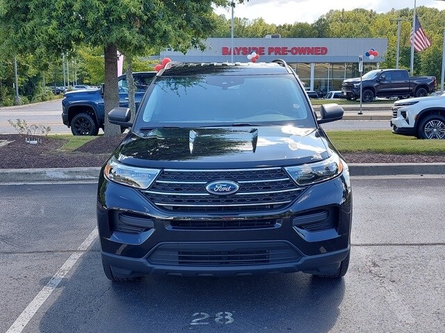 2024 Ford Explorer XLT photo 2