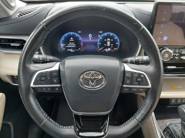 2023 Toyota Highlander Limited - Photo 36
