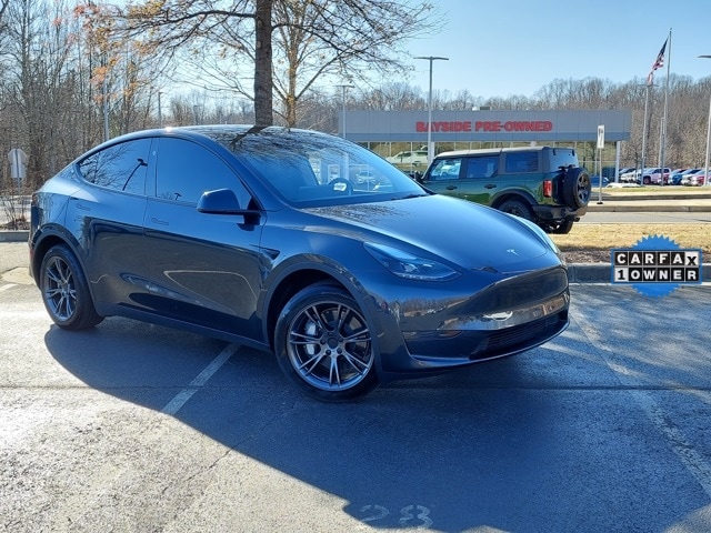 Used 2025 Tesla Model Y Long Range with VIN 7SAYGDED6SF239738 for sale in Northfield, Minnesota