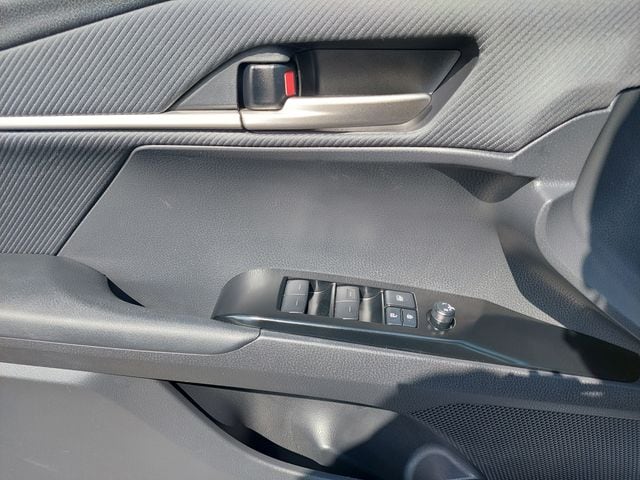 2025 Toyota Camry SE - Photo 34