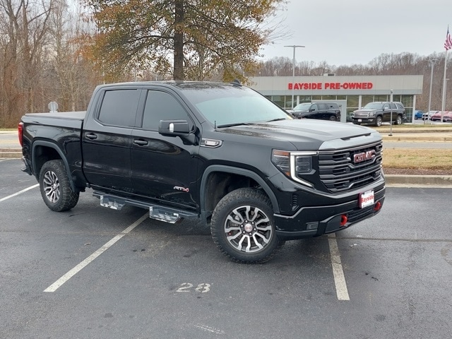 2022 GMC Sierra 1500 AT4's photo