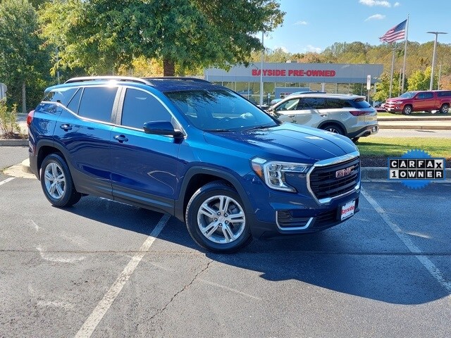 2022 Gmc Terrain SLE photo 2