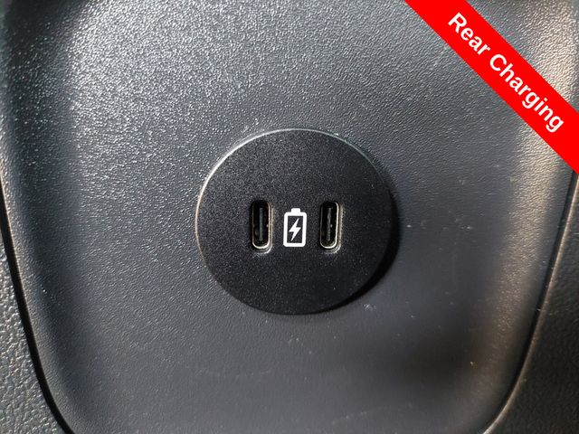2025 Ford Escape ST-Line - Photo 19