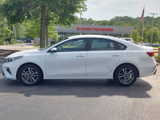 2023 Kia Forte LXS - Photo 10