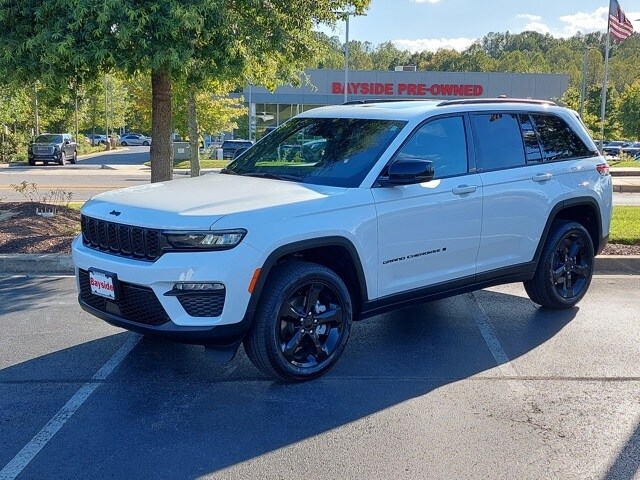 2024 Jeep Grand Cherokee Limited photo 3
