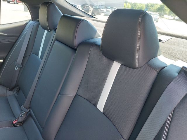 2025 Toyota Camry SE - Photo 31