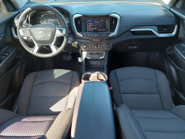 2022 Gmc Terrain SLE photo 3