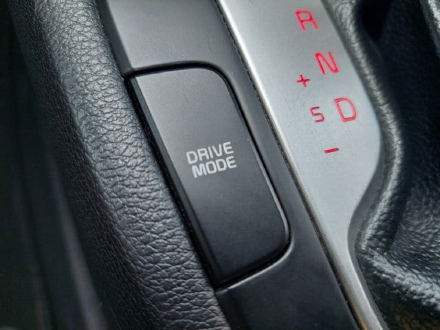 2023 Kia Forte LXS - Photo 13