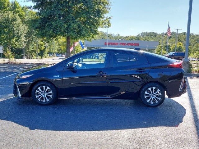 2022 Toyota Prius Prime LE photo 4