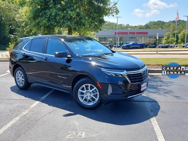 2022 Chevrolet Equinox LT photo 2
