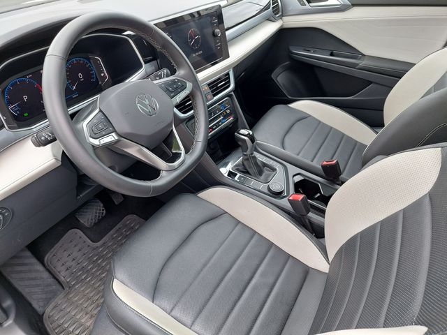 2025 Volkswagen Taos SEL - Photo 9