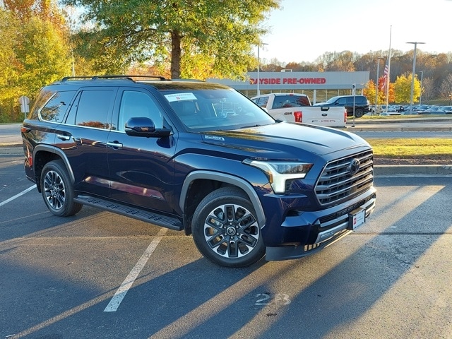 2023 Toyota Sequoia Limited's photo