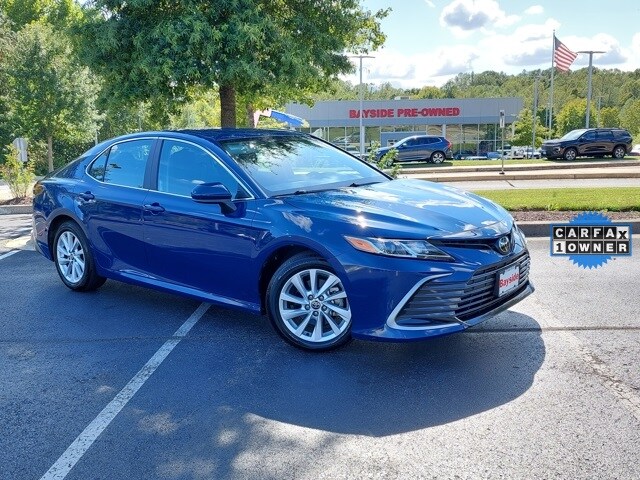 2024 Toyota Camry LE photo 2