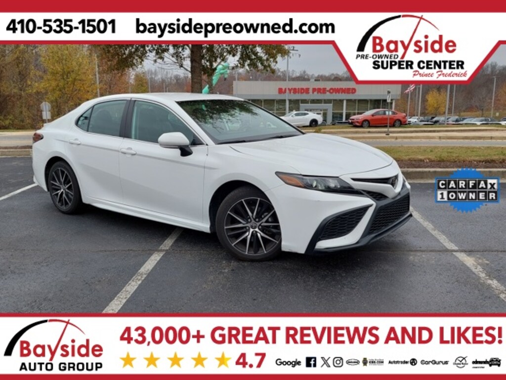 Used 2023 Toyota Camry SE Sedan