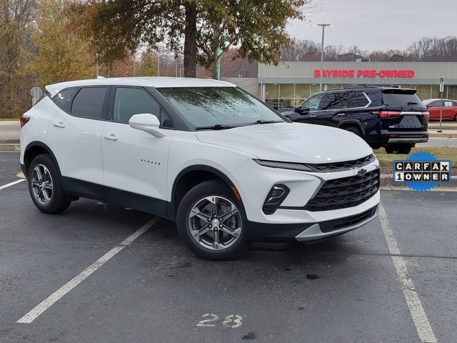 2023 Chevrolet Blazer 2LT photo 2