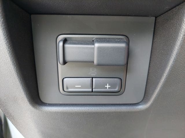 2025 Chevrolet Colorado ZR2 - Photo 18