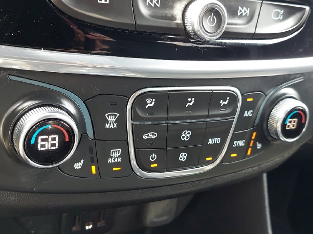 2022 Chevrolet Traverse 1LT - Photo 30