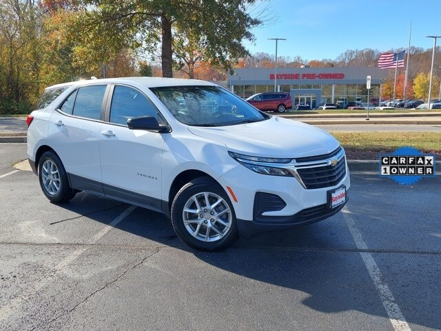 2023 Chevrolet Equinox LS photo 2