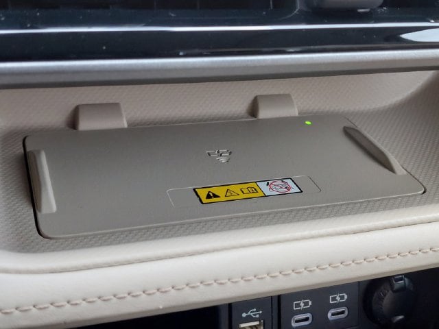 2023 Toyota Highlander Limited - Photo 17