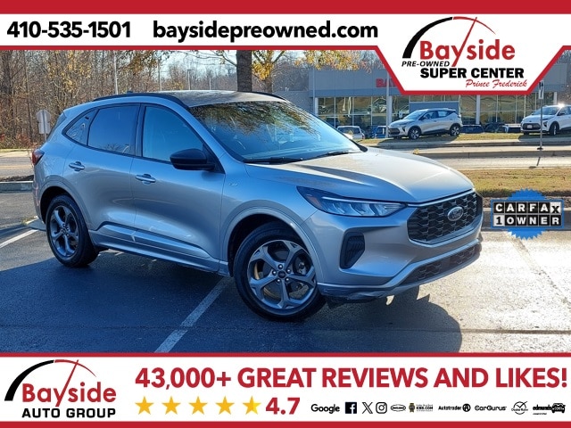 2023 Ford Escape ST-Line's photo