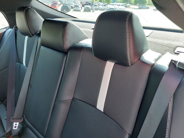 2025 Toyota Camry SE - Photo 31