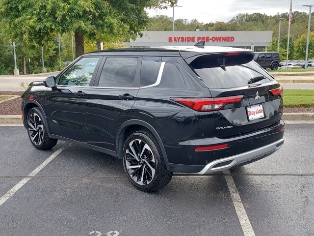 2024 Mitsubishi Outlander SE Black Edition photo 4