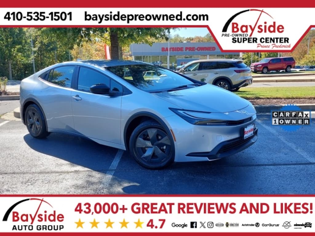 Used 2024 Toyota Prius LE Hatchback