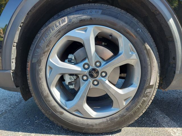2025 Ford Escape ST-Line - Photo 28