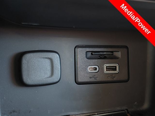 2023 GMC Acadia AT4 - Photo 29