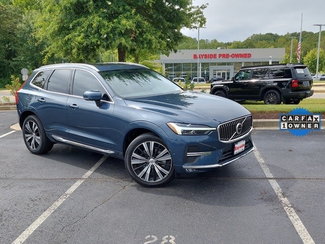2023 Volvo XC60 B5 Plus photo 2
