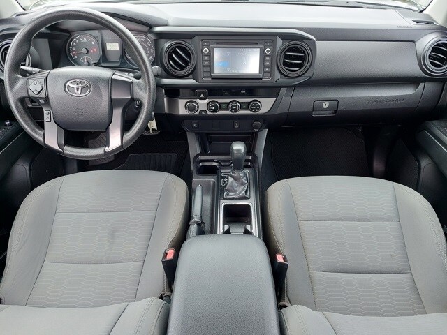 2016 Toyota Tacoma SR photo 3