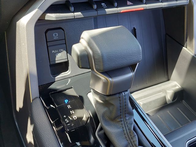 2025 Toyota Tundra Limited - Photo 33