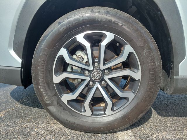 2024 Toyota Corolla Cross S - Photo 28