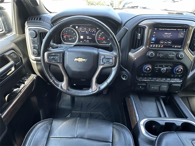 2019 Chevrolet Silverado 1500 High Country photo 3
