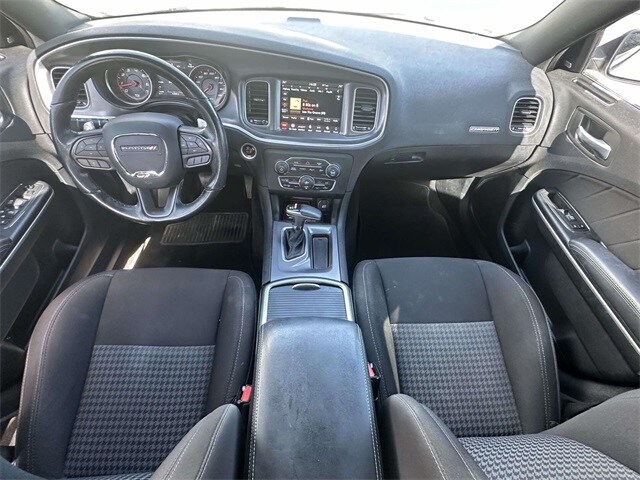 2019 Dodge Charger Scat Pack photo 2