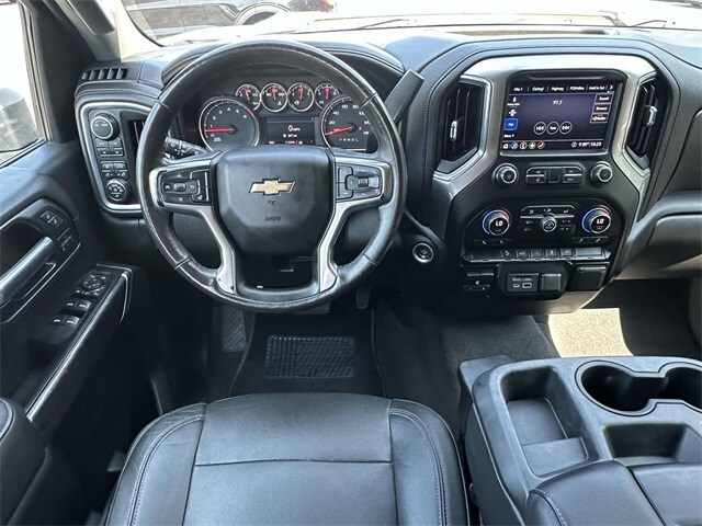 2020 Chevrolet Silverado 2500HD LTZ photo 3