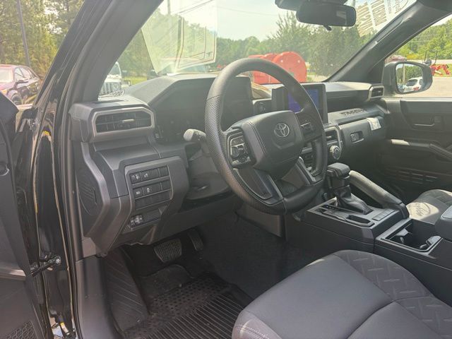 2024 Toyota Tacoma SR - Photo 9