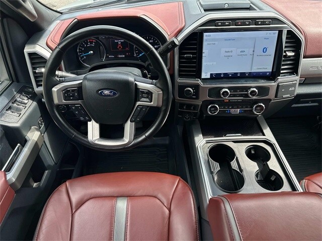 2022 Ford F-450 photo 3