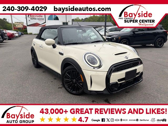 2023 MINI Convertible Cooper S's photo