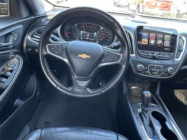 2018 Chevrolet Malibu 1LT photo 3