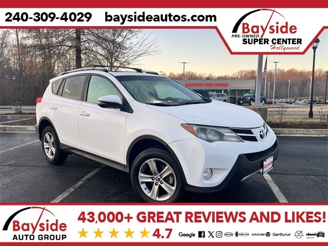 2015 Toyota RAV4 XLE's photo