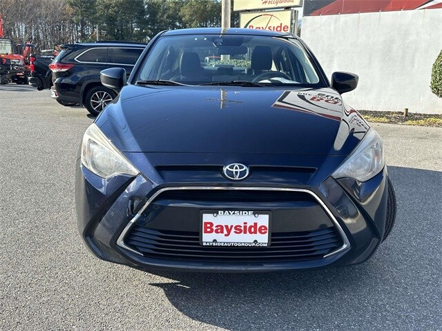2018 Toyota Yaris iA Base photo 3