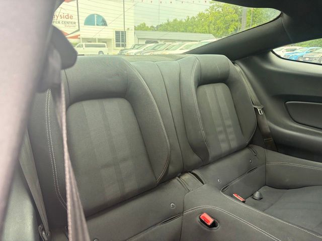 2018 Ford Mustang EcoBoost - Photo 25