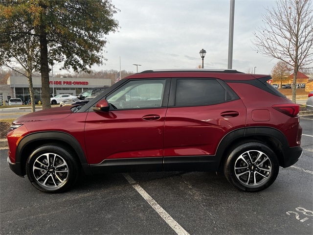 2024 Chevrolet Trailblazer LT photo 4