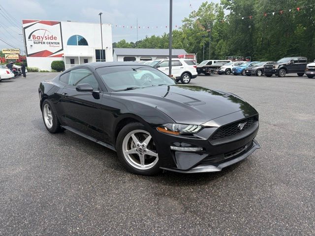 2018 Ford Mustang EcoBoost - Photo 2
