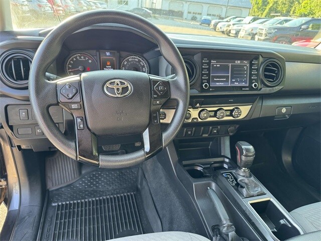 2022 Toyota Tacoma SR5 photo 3