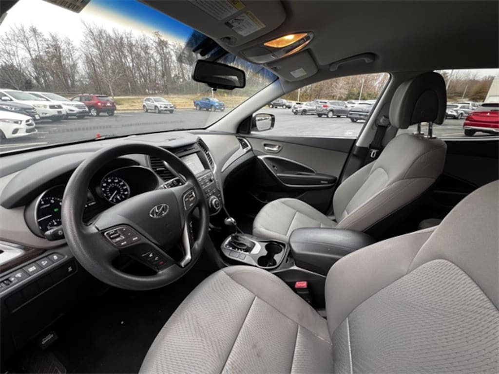 Used 2017 Hyundai Santa Fe Sport 2.4L SUV