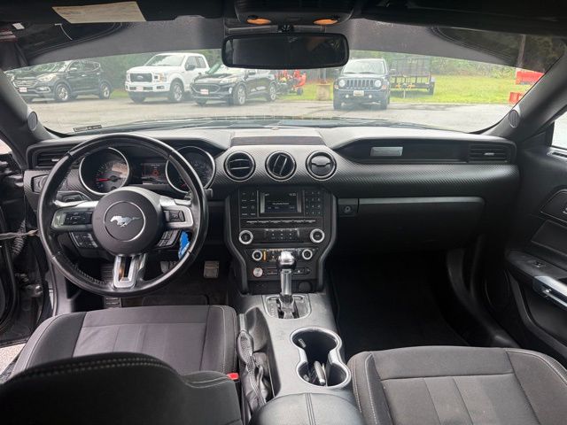 2018 Ford Mustang EcoBoost - Photo 3